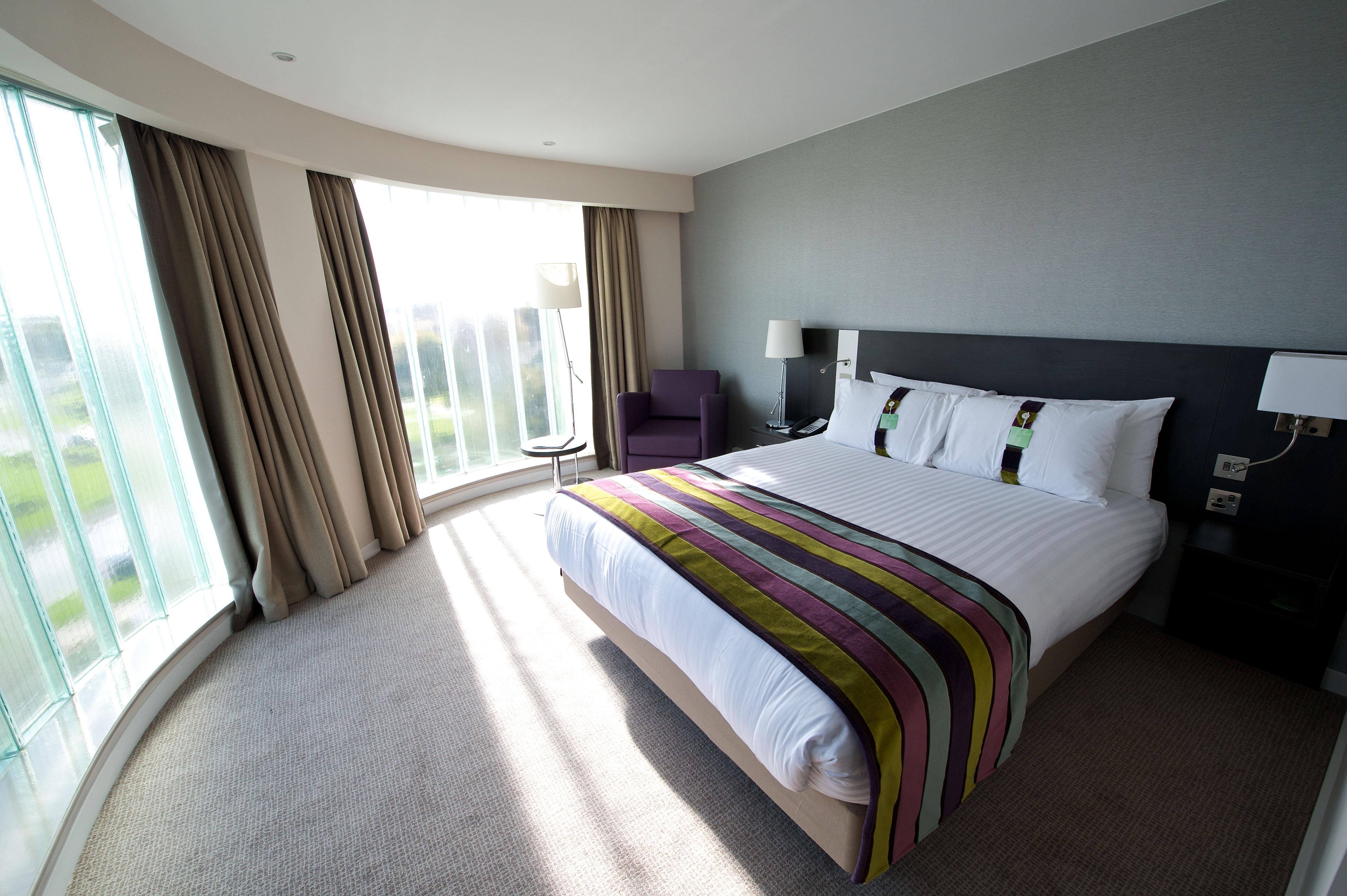 Holiday Inn Southend By Ihg מראה חיצוני תמונה