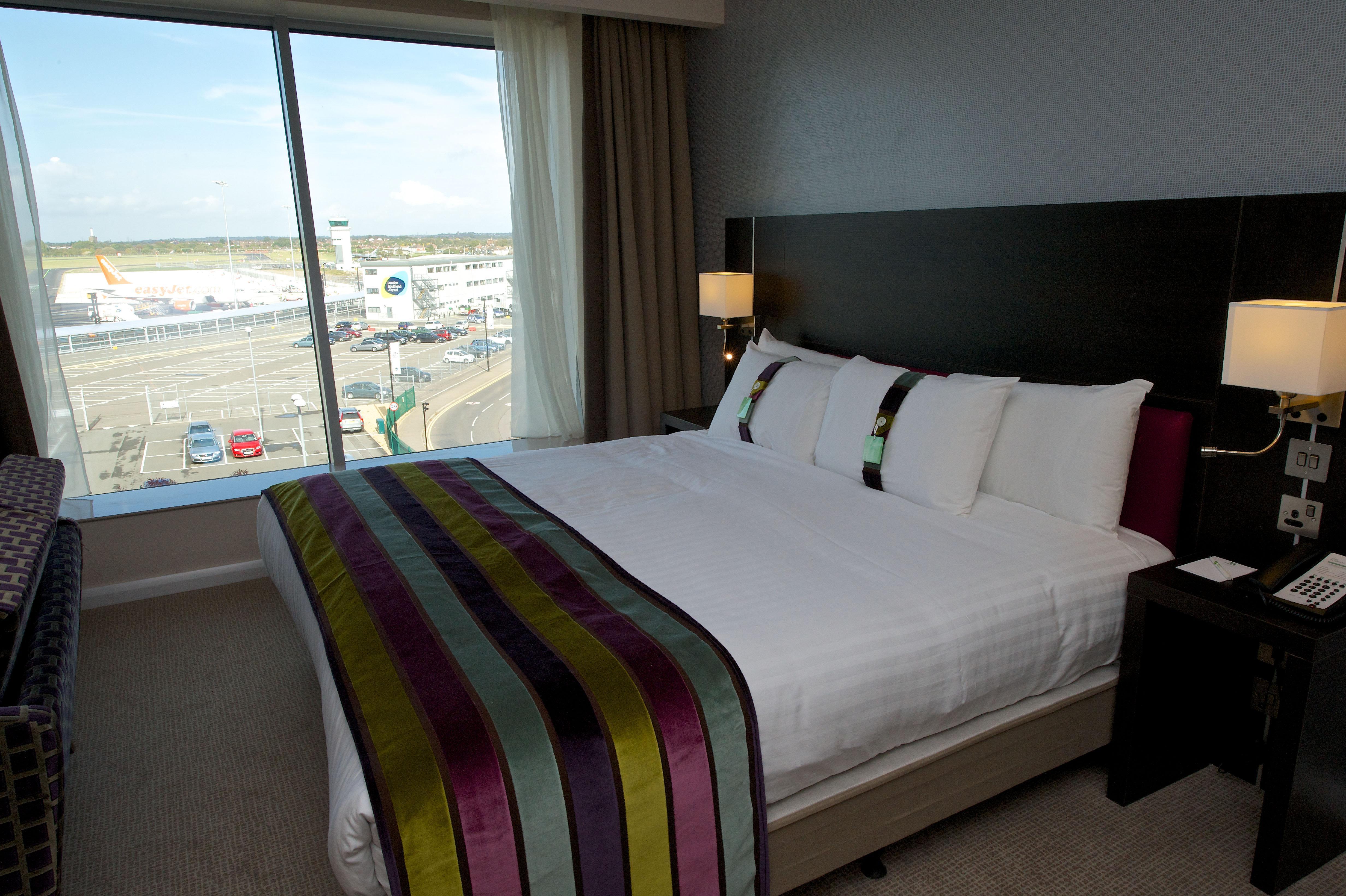 Holiday Inn Southend By Ihg מראה חיצוני תמונה